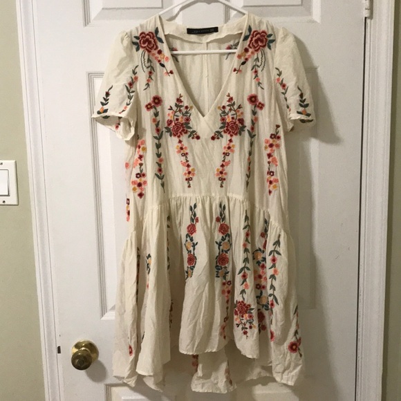 Zara Embroidered Cotton Dress - Picture 2 of 7
